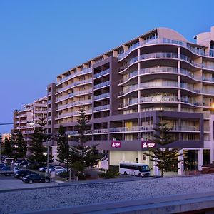 Sage Hotel Wollongong